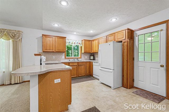 1923 Jack Pine Court, Dorr, MI 49323