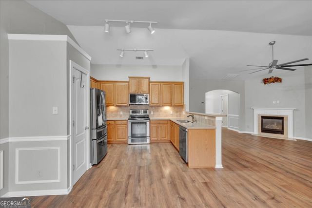 102 Fairways Court, Macon, GA 31220