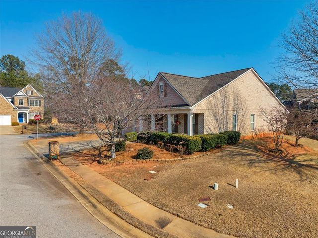 102 Fairways Court, Macon, GA 31220