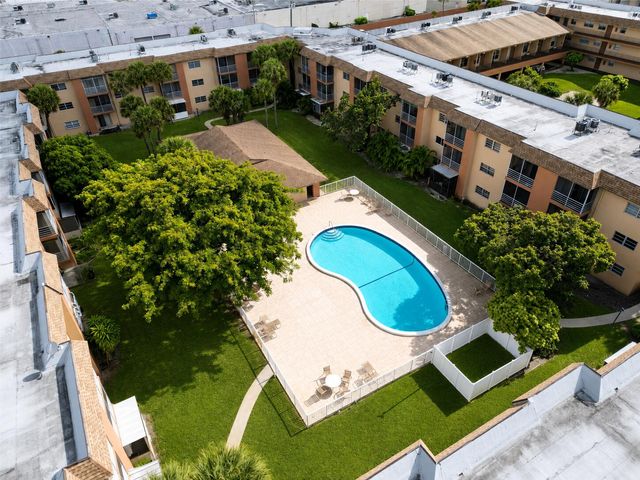4191 NW 26TH Street 370, Lauderhill, FL 33313