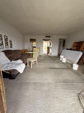 4191 NW 26TH Street 370, Lauderhill, FL 33313