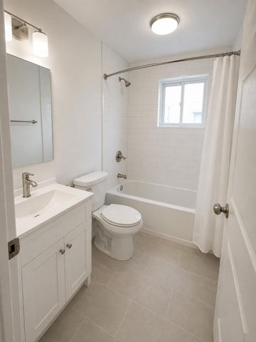 4191 NW 26TH Street 370, Lauderhill, FL 33313