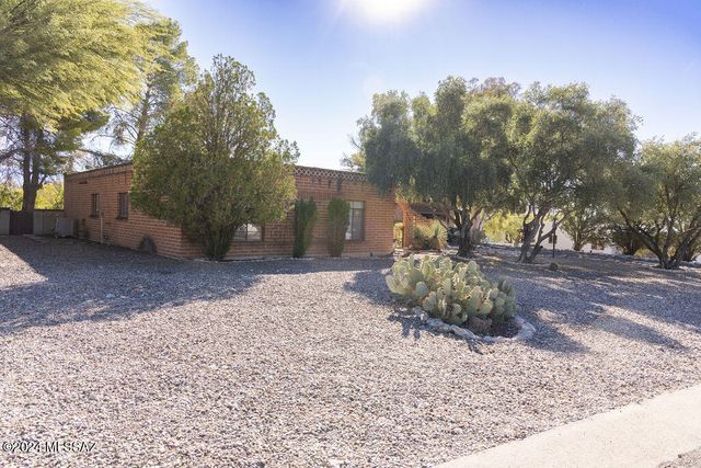 3420 N Camino De Piedras, Tucson, AZ 85750
