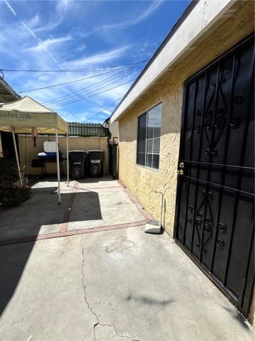 2749 Live Oak Street, Huntington Park, CA 90255