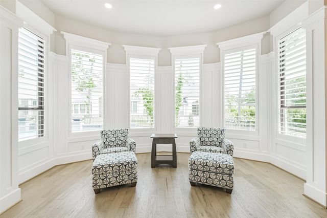 208 N Opulent Drive, Montgomery, TX 77316