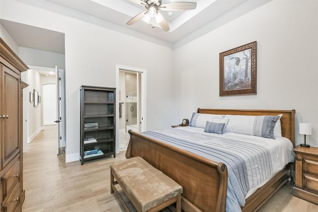 208 N Opulent Drive, Montgomery, TX 77316