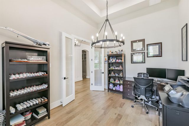208 N Opulent Drive, Montgomery, TX 77316