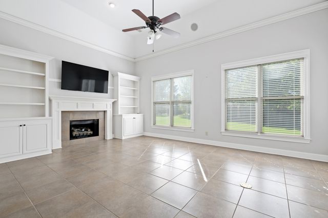 10835 WHISPER HOLLOW CV, Collierville, TN 38017