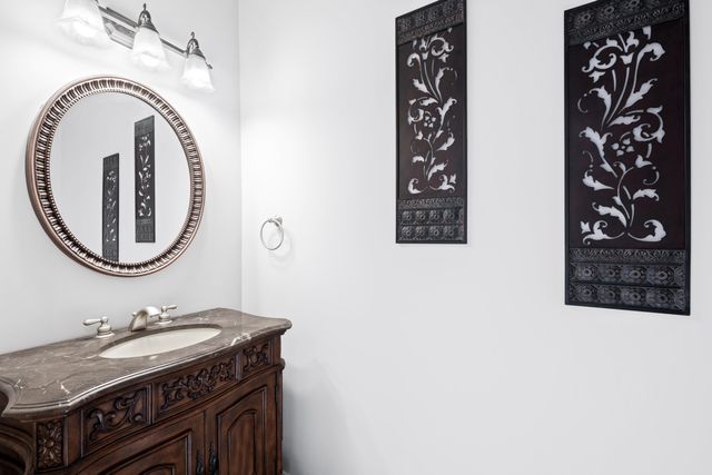 10835 WHISPER HOLLOW CV, Collierville, TN 38017