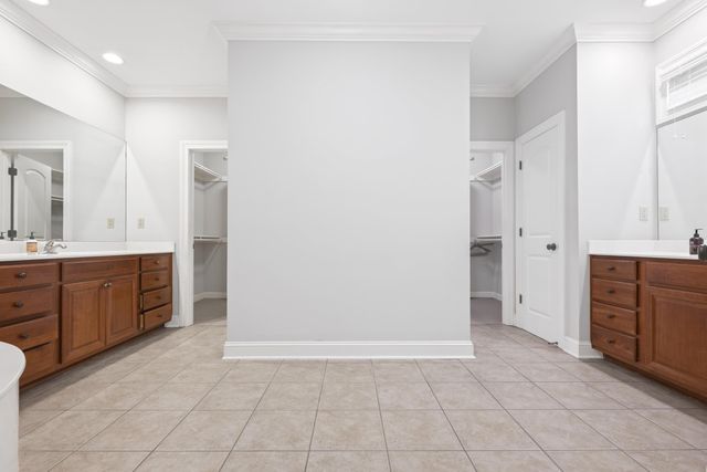 10835 WHISPER HOLLOW CV, Collierville, TN 38017