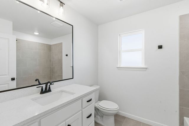 252 Yawney Drive, Lipan, TX 76462