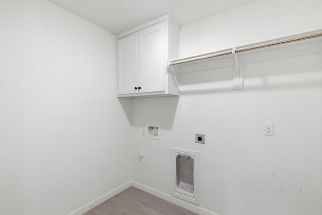 252 Yawney Drive, Lipan, TX 76462