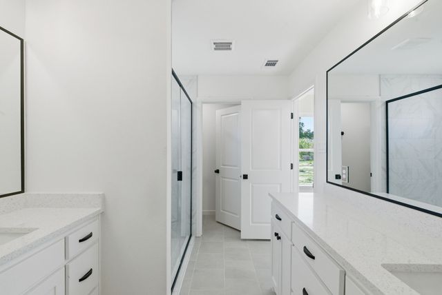 252 Yawney Drive, Lipan, TX 76462