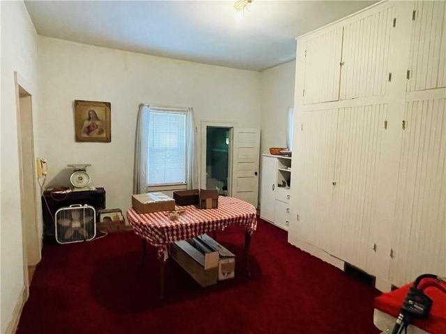 2510 S 4th Street, Leavenworth, KS 66048