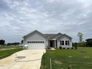 111 Finch Lane, Four Oaks, NC 27524