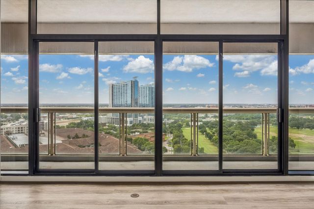 1701 Hermann Drive 17D, Houston, TX 77004