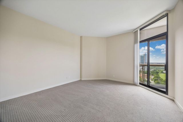 1701 Hermann Drive 17D, Houston, TX 77004