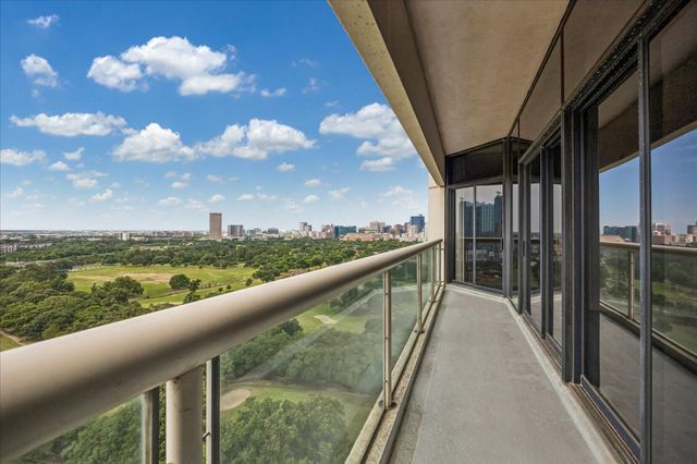 1701 Hermann Drive 17D, Houston, TX 77004