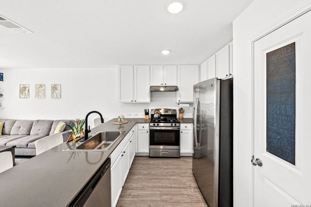7634 Chancery Gate, San Antonio, TX 78253