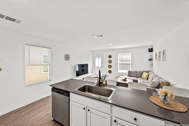 7634 Chancery Gate, San Antonio, TX 78253