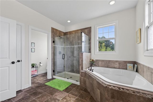 1901 Terramar LN, Virginia Beach, VA 23456
