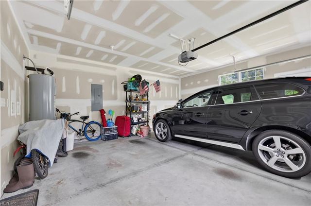 1901 Terramar LN, Virginia Beach, VA 23456