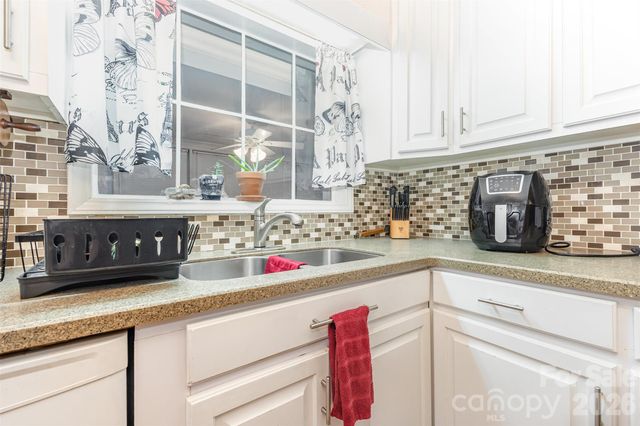 100 Ruby Lane, Gastonia, NC 28054