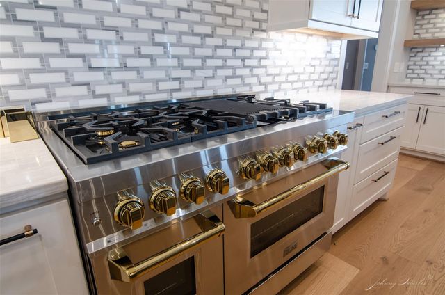 4410 Jozwiak Rd, Chappell Hill, TX 77426