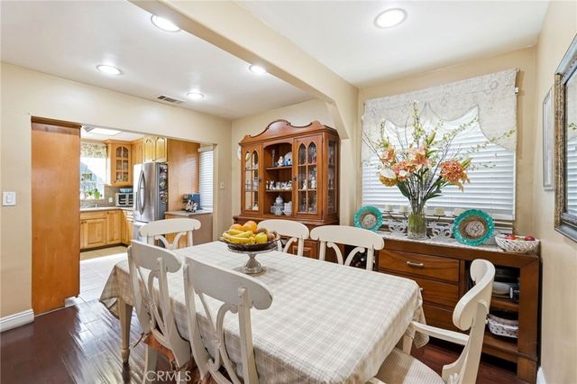 18149 Saticoy, Reseda, CA 91335