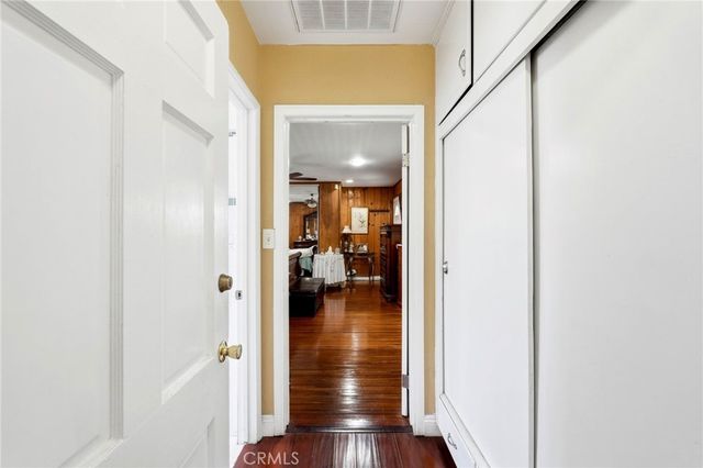 18149 Saticoy, Reseda, CA 91335