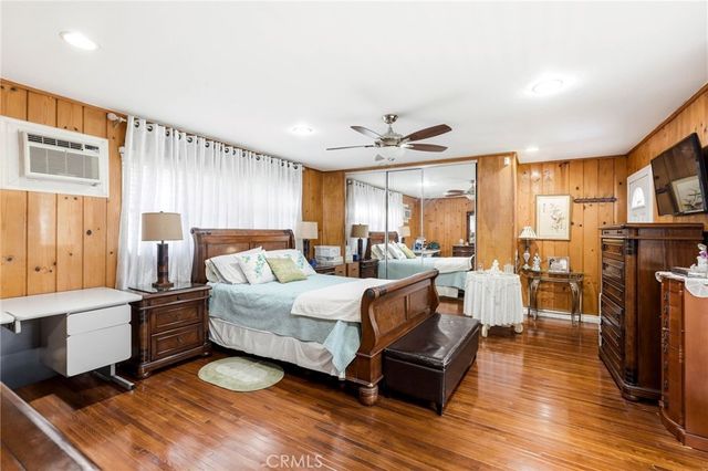 18149 Saticoy, Reseda, CA 91335