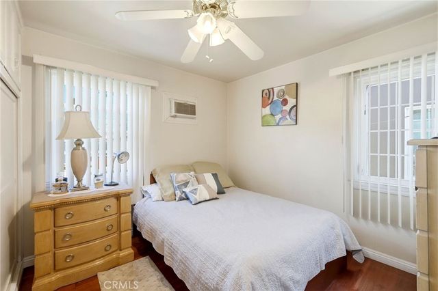 18149 Saticoy, Reseda, CA 91335