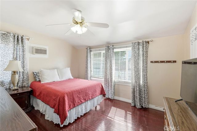 18149 Saticoy, Reseda, CA 91335