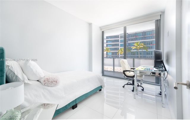 1300 S Miami Ave 1206, Miami, FL 33130