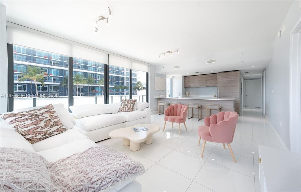 1300 S Miami Ave 1206, Miami, FL 33130