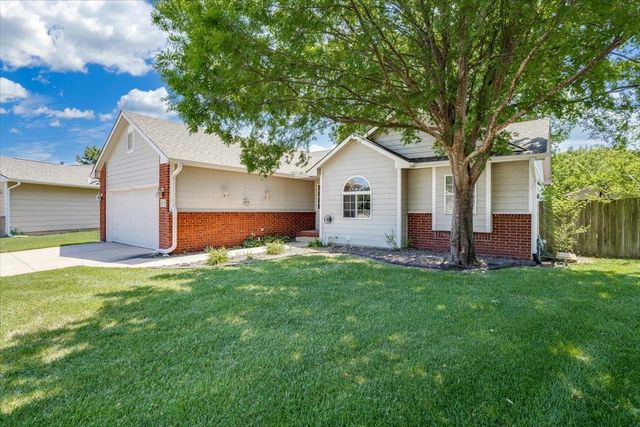 2721 N Stoney Point Ct, Wichita, KS 67205