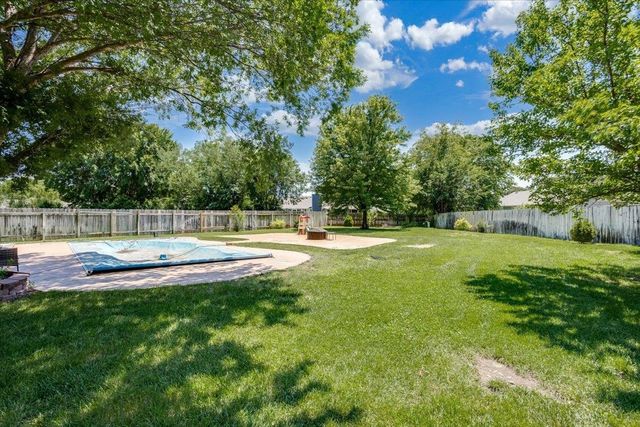 2721 N Stoney Point Ct, Wichita, KS 67205