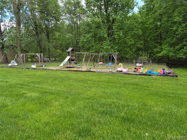 12849 S Delaney Road, Perry, MI 48872