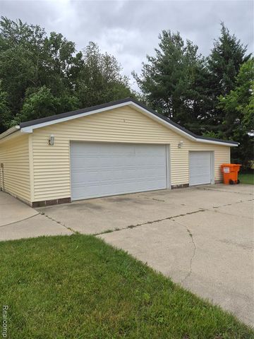 12849 S Delaney Road, Perry, MI 48872