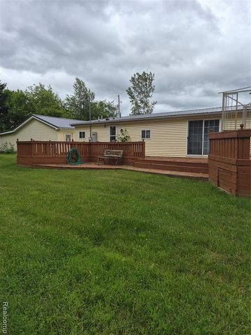 12849 S Delaney Road, Perry, MI 48872