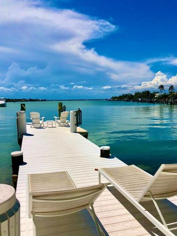 8300 Hawthorne Ave, Miami Beach, FL 33141