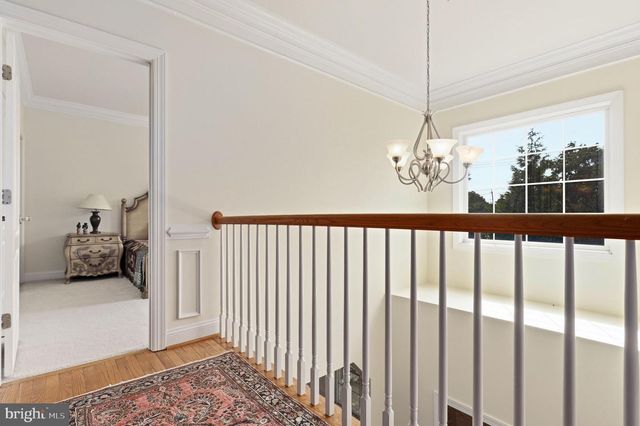 203 1ST ST, Rockville, MD 20851