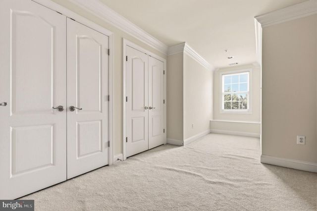 203 1ST ST, Rockville, MD 20851