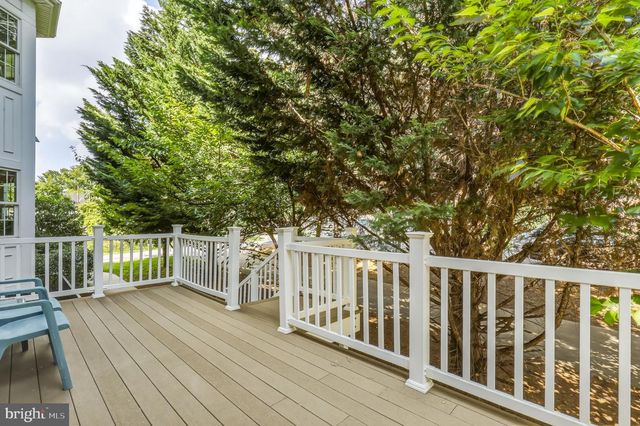 203 1ST ST, Rockville, MD 20851