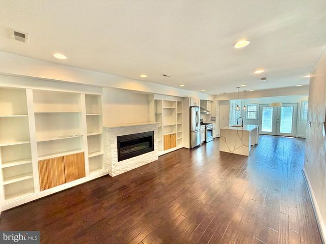 918 HAMILTON ST NW, Washington, DC 20011