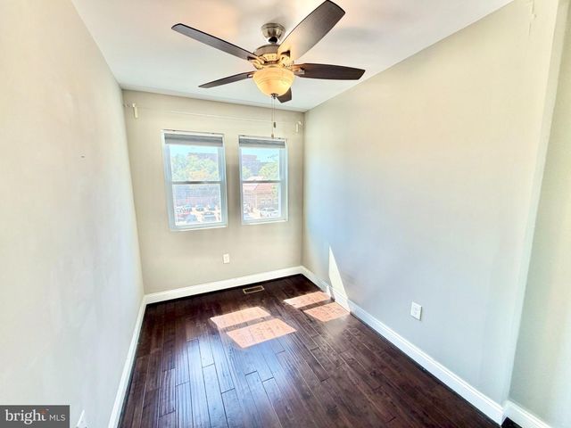 918 HAMILTON ST NW, Washington, DC 20011