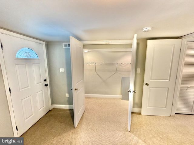 918 HAMILTON ST NW, Washington, DC 20011