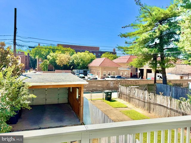 918 HAMILTON ST NW, Washington, DC 20011