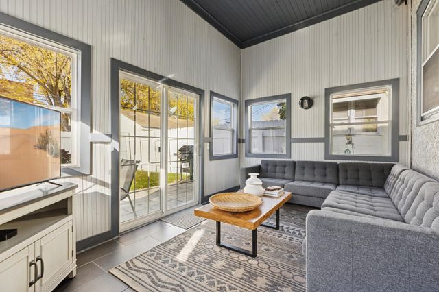 4622 1st Avenue S, Minneapolis, MN 55419