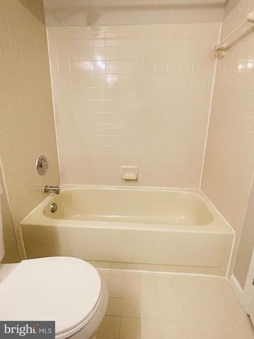 4462 REGALWOOD TER, Burtonsville, MD 20866